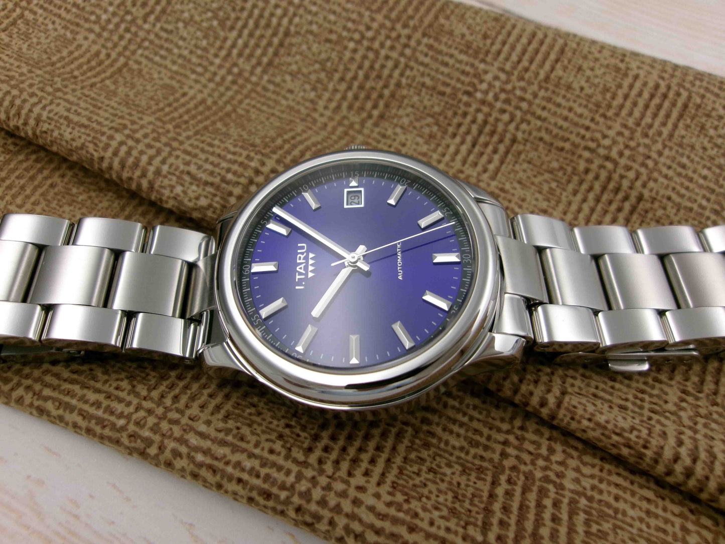 I.TARU CLASSIC