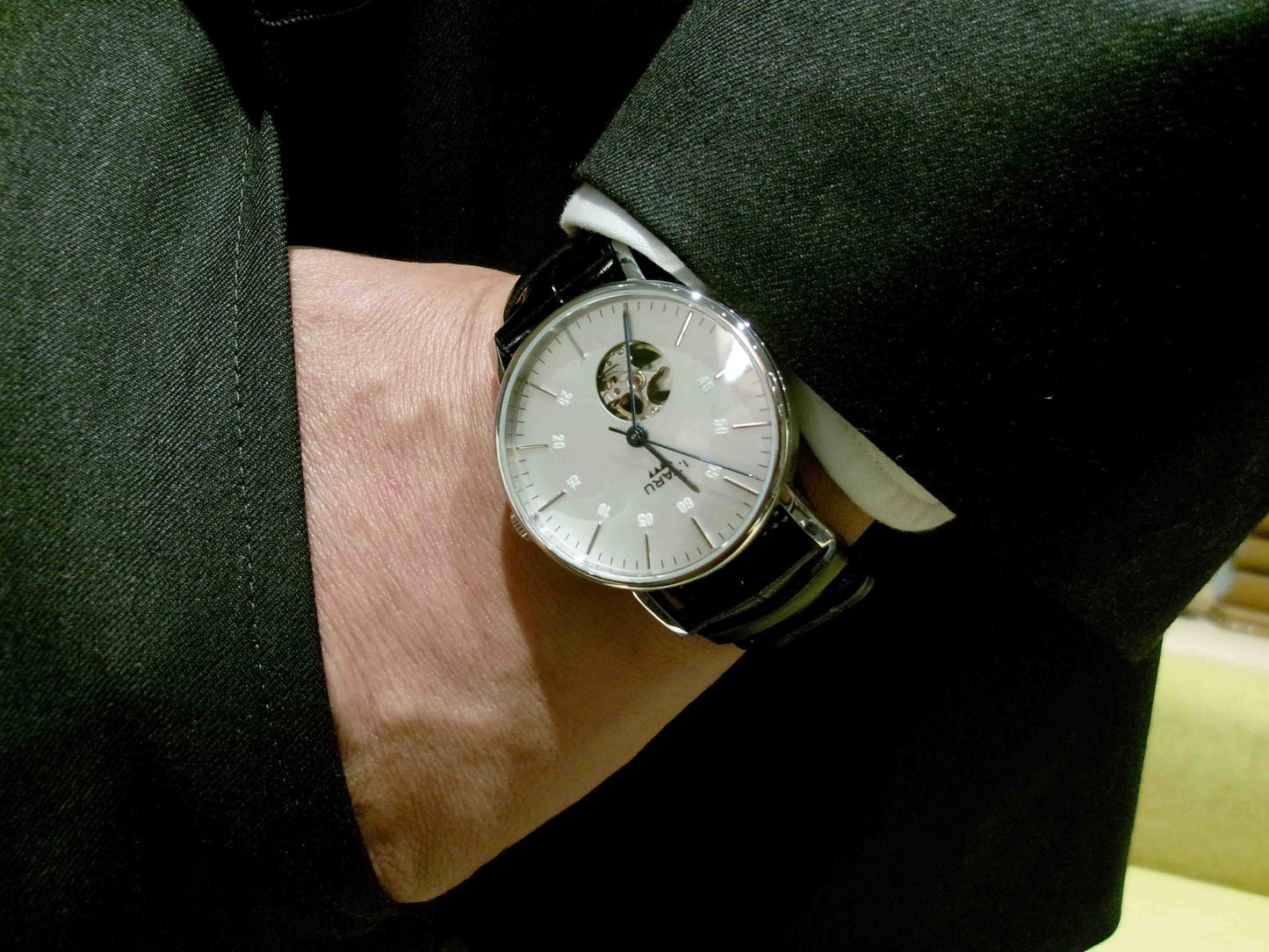 I.TARU CLASSIC GAUGE