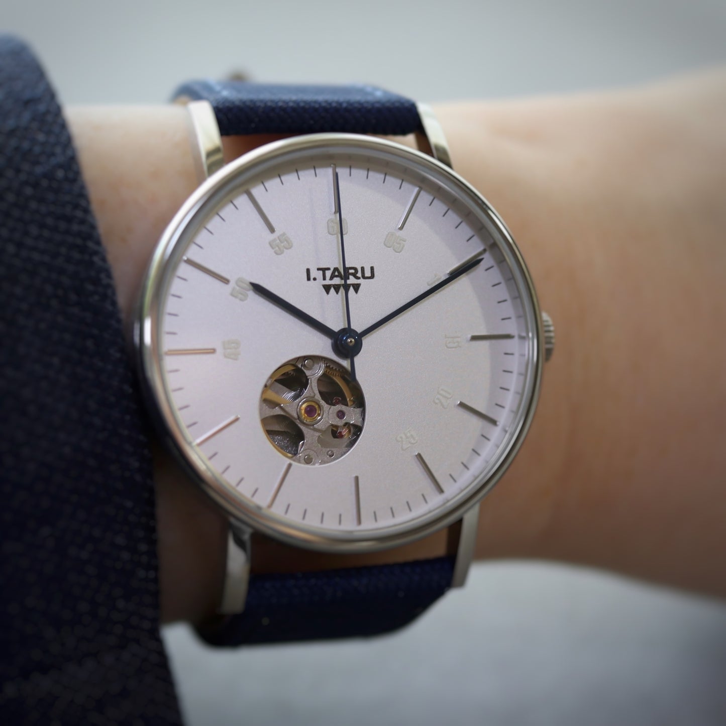 I.TARU CLASSIC GAUGE