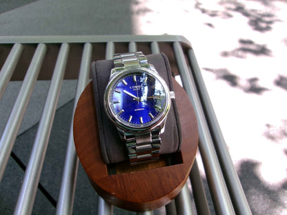 I.TARU Classic 38mm - blue sunray dial -
