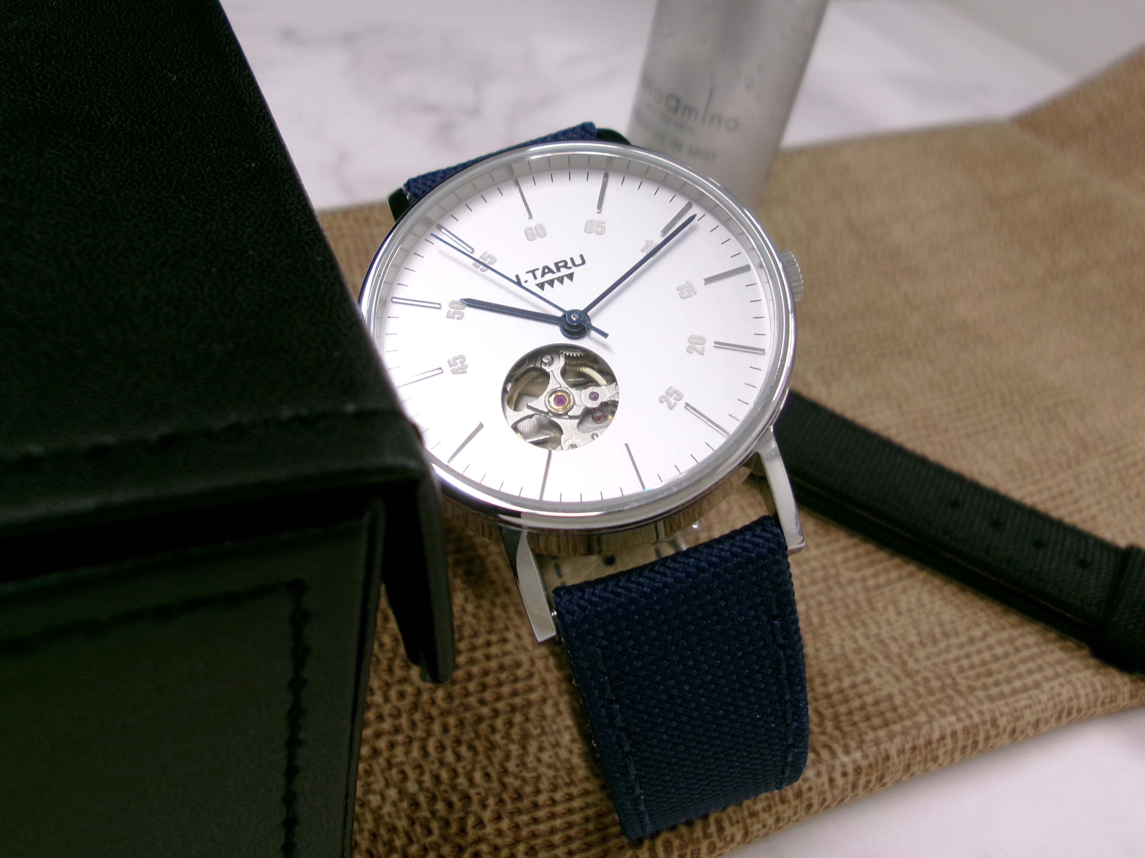 I.TARU classic gauge - white (blue hands) dial – I.TARU watch official  website