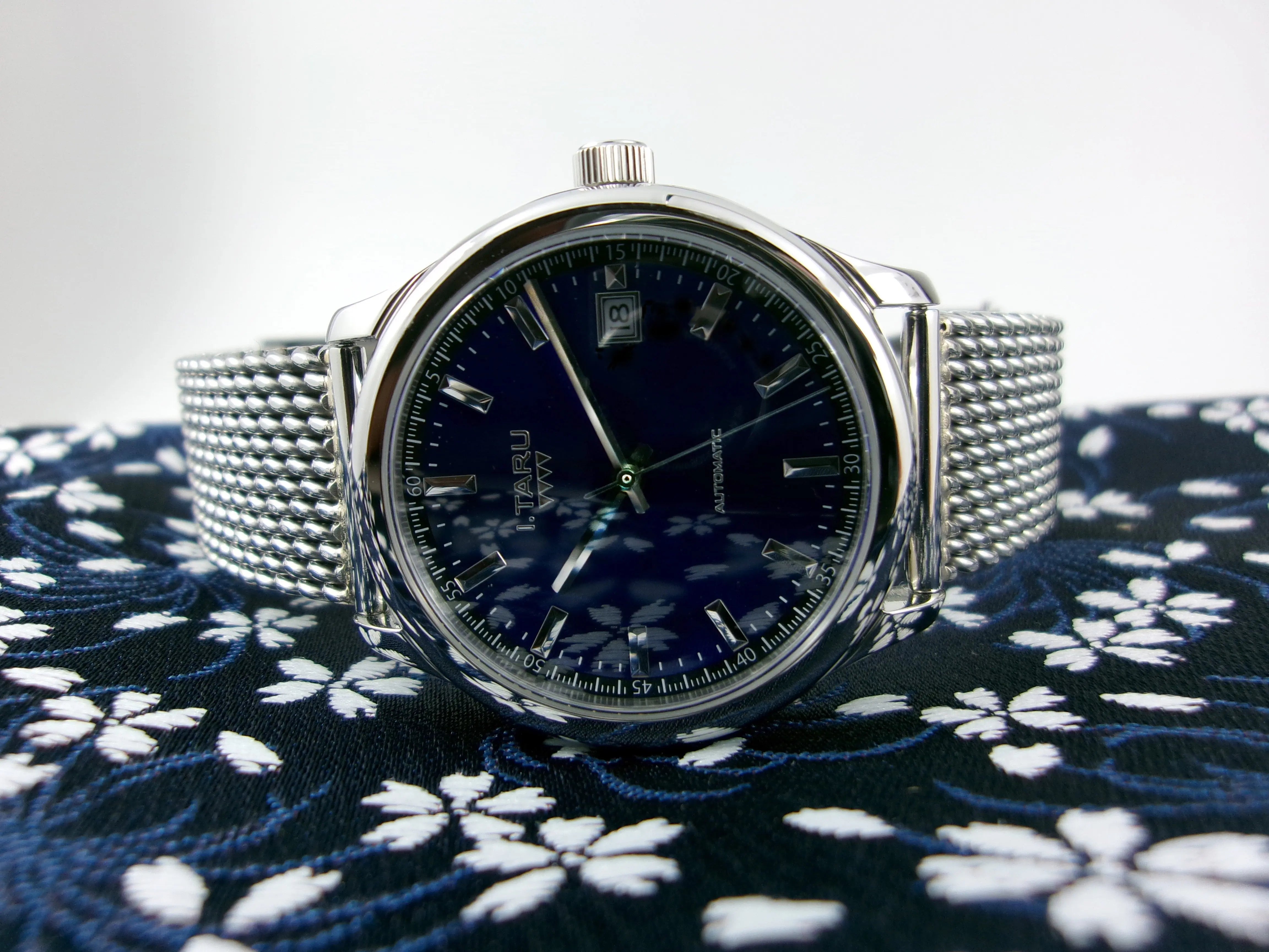 I.TARU Classic 38mm - blue sunray dial - – I.TARU watch official website